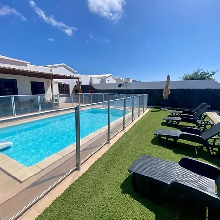 Villa Abuelo Paco - Private Heated Pool *