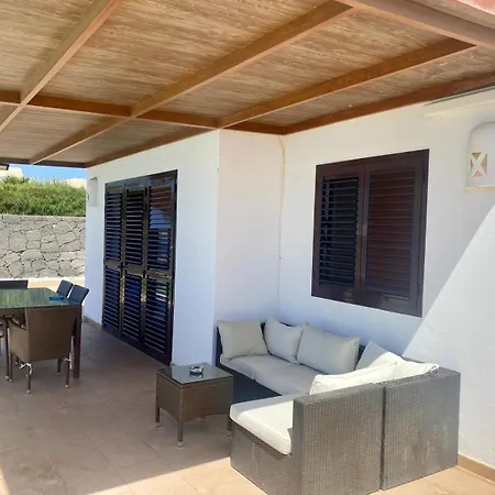 Abuelo Paco - Private Heated Pool * Playa Blanca (Lanzarote)