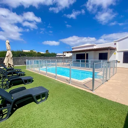 Abuelo Paco - Private Heated Pool * Playa Blanca (Lanzarote)